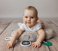 Mom's Care sensorisch babykussen luiaard met natuurlijke vulling-2