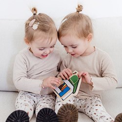 Nijntje houten kiekaboe huisje 17070