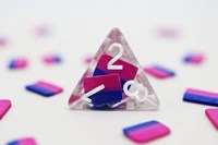 Foam Brain Games dobbelstenen Bisexual Flag RPG set - kleurrijk spelplezier-3