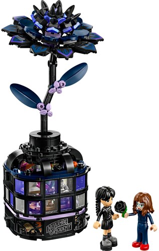 LEGO bouwset Wednesday Zwarte Dahlia met minifiguren en accessoires-2
