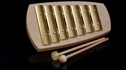 Auris klokkenspel muziekinstrument pentatone recht 7 tonen messing