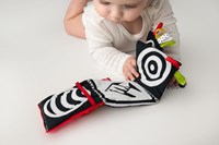 Mom's Care baby speelgoed zacht activiteitenboek rood sensorisch-3
