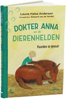 Boek Dokter Anna en de dierenhelden - Paarden in gevaar kinderboek paarden-3