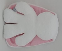 Harlekijn Snuggle Bunny wit met roze oren. 26 cm