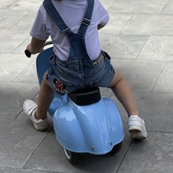 Ambosstoys loopfiets scooter Baby Blue - duurzaam metalen speelgoed