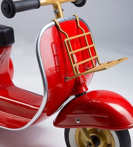 Ambosstoys Primo Special ride-on scooter - rood