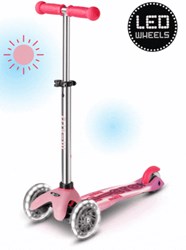Micro kinderstep Mini Micro Glow+ LED roze met lichtgevende wielen
