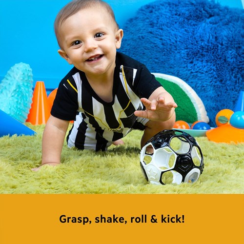 Oball baby voetbal rammelaar zwart wit - flexibele bal voor baby's-3