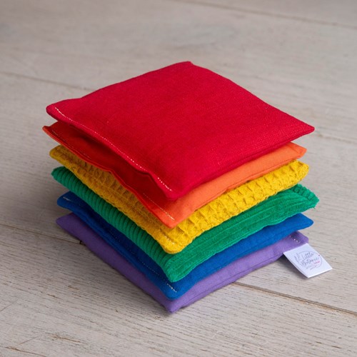 Little Botanic Label sensorisch speelgoed pittenzakjes regenboog 6 stuks